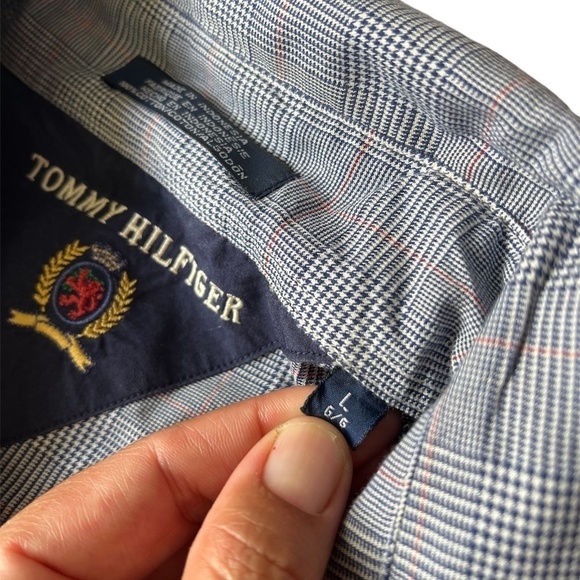 Vintage 90s Tommy Hilfiger Collar Button-Up Men’s Dress Shirt Size Large - Picture 4 of 8